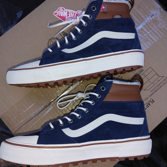 VANS SK8-HI MTE 2.0 DX DRESS BLUE - Picture 9 of 13